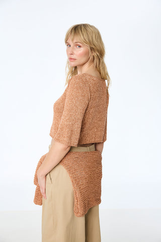 Kurze Strickjacke aus Baumwolle & Seide im Boxy Fit