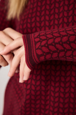 Sustainable jacquard sweater with abstract leaf motif