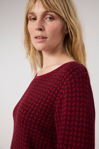 Sustainable jacquard sweater with abstract leaf motif
