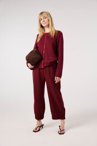 Jacquard cardigan with leaf pattern (GOTS-certified)