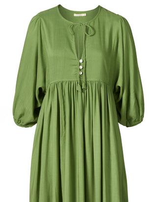 Midi Kleid Daffy in grün aus LENZING™ ECOVERO™ Viskose