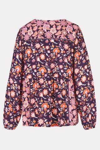 Blouse – made from LENZING™ ECOVERO™ viscose