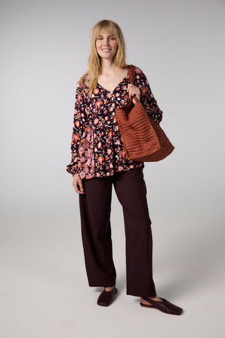 Blouse – made from LENZING™ ECOVERO™ viscose