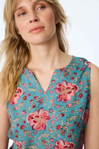 Top aus Modal in Türkis/Koralle mit floralem Dessin