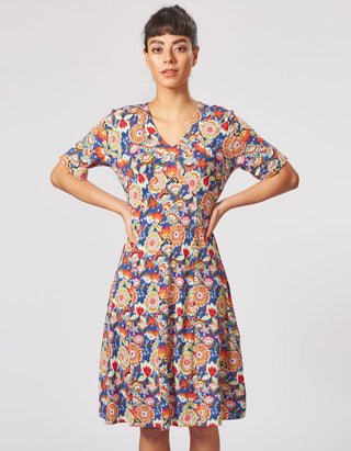 Jersey Kleid aus Lenzing™ EcoVero Iva floral